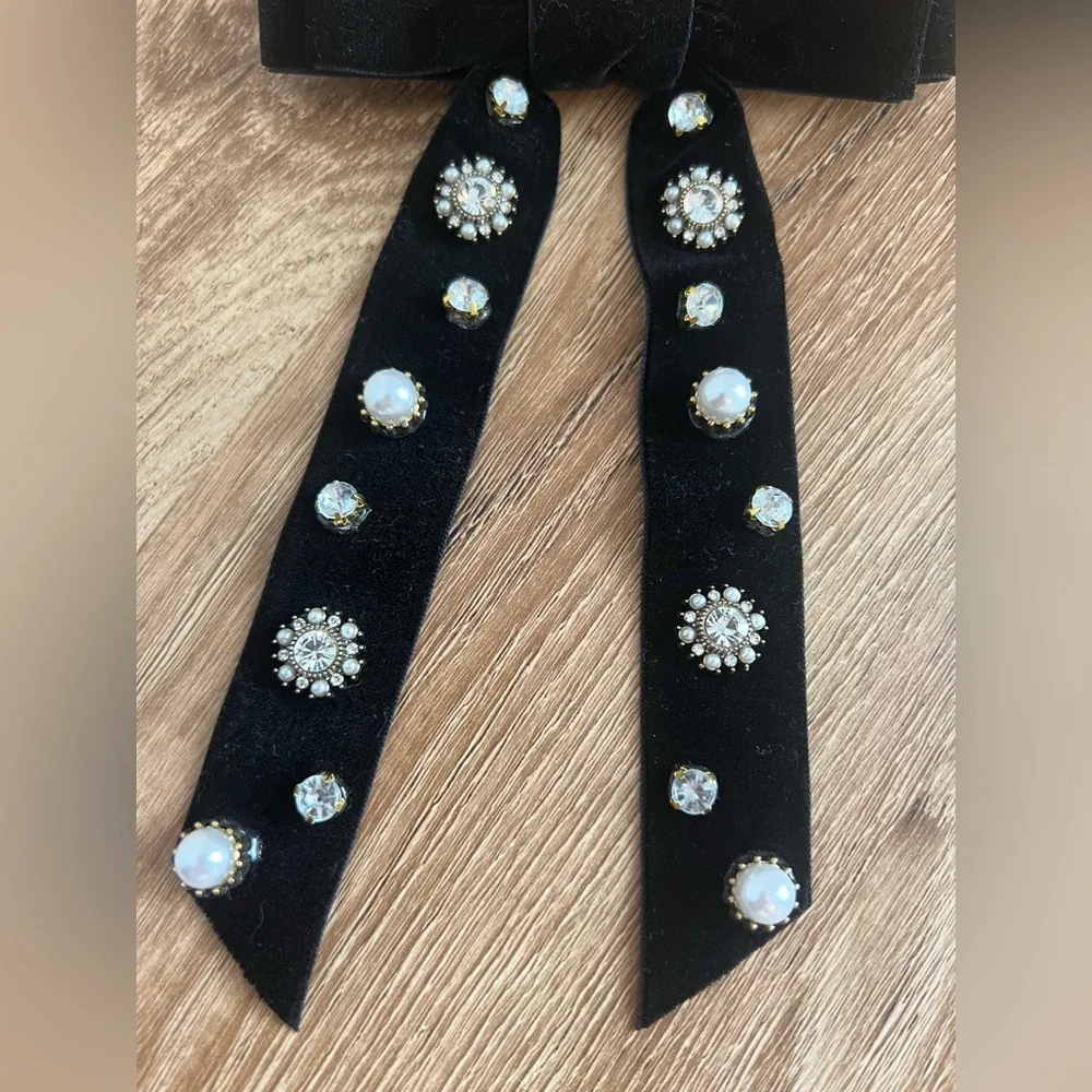 Womens‎ Retro Velvet Ribbon Bow Tie brooch Necktie Rhinestone Preppy Neck Tie